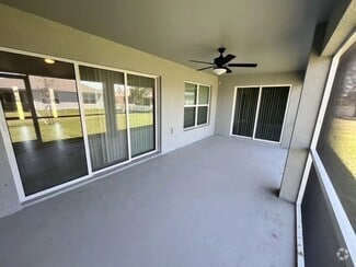 Building Photo - 2152 NW 21st Pl