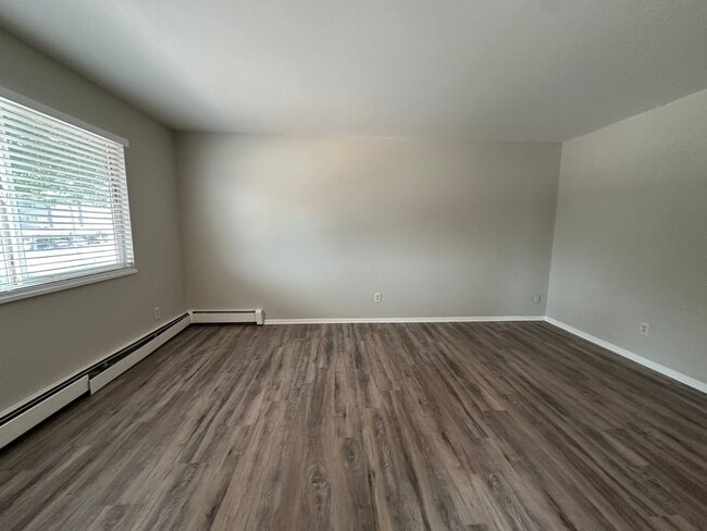 Building Photo - 1709 Eagle View Dr