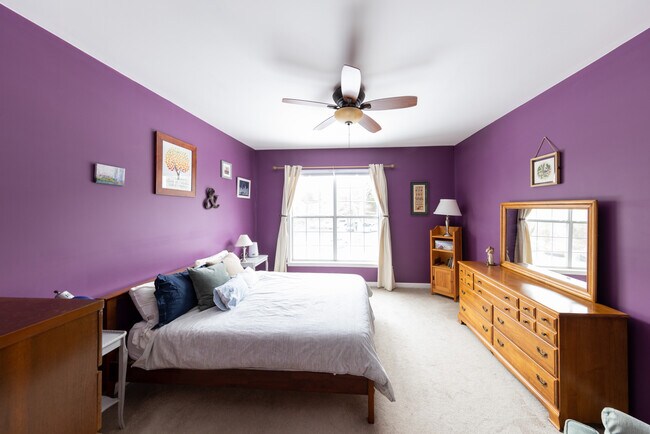 New paint scheme not pictured - 260 Riverbend Dr