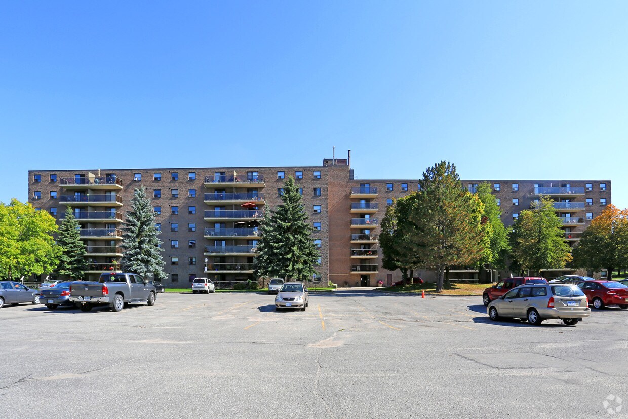 Heather Forest Apartments Apartments 12 Heather St Barrie, ON