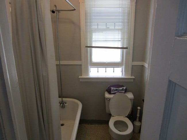  - 545 66th St