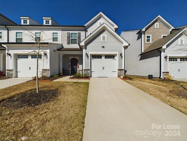 Building Photo - 14037 Whistling Teal Dr