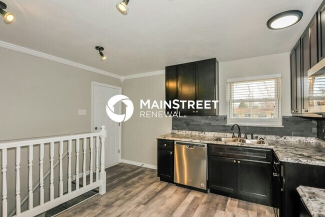 Foto del edificio - 3 Bedroom Pet-Friendly Home in FLORISSANT, MO with Main Street Renewal