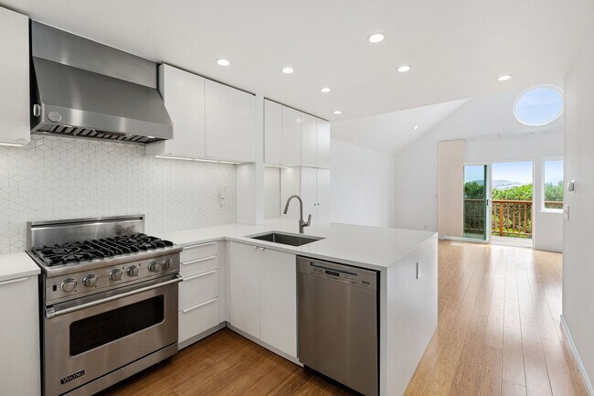 Foto del edificio - Potrero Hill: House-like Townhome in Parkv...