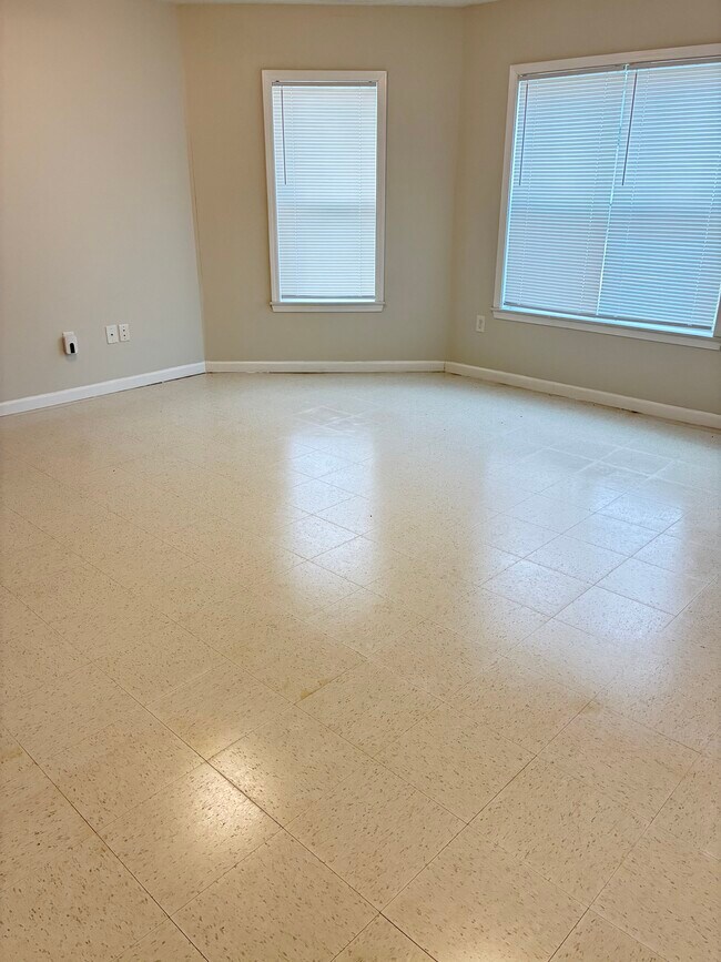 Habitación Familiar Vista 2 - 2031 Blaine Ave