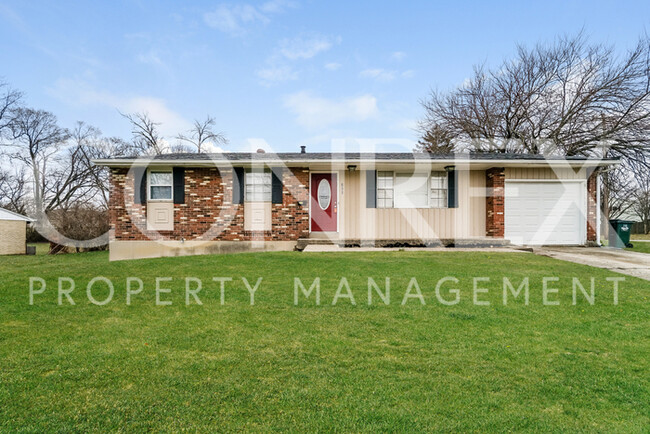 Building Photo - Just a few minutes from Winton Woods park