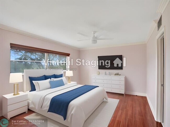 Foto del edificio - 1035 Country Club Dr