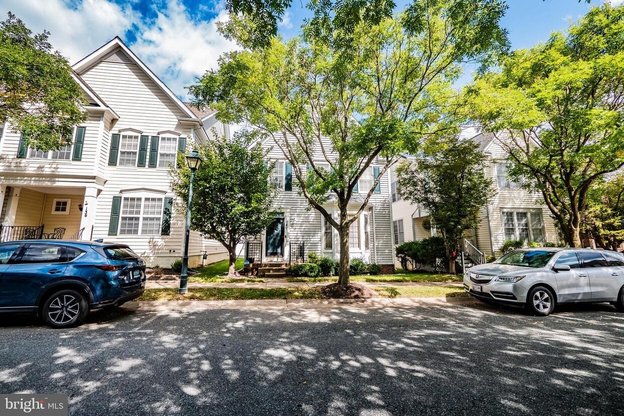 140 Elmira Ln, Gaithersburg, MD 20878 House Rental in Gaithersburg