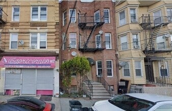 Building Photo - 130 45th St