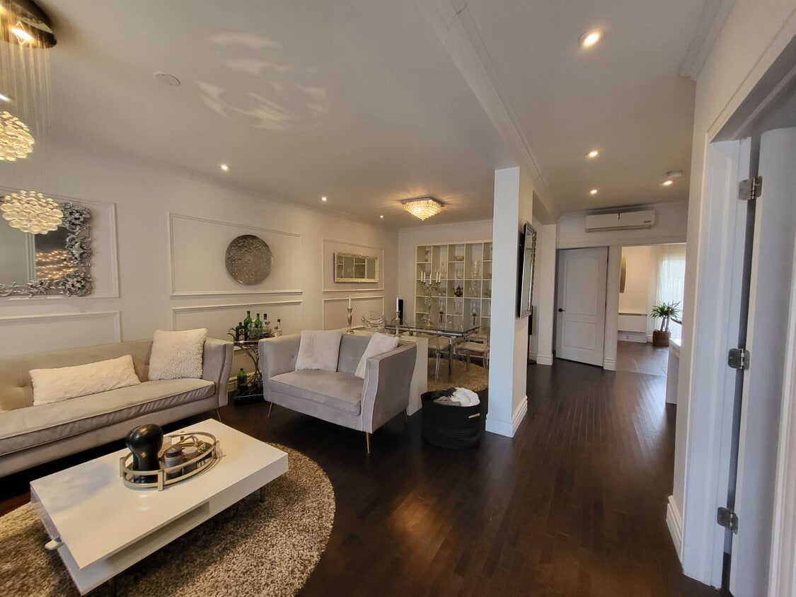 Living room - Dinning room - 2510 St Moreau