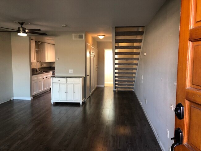 Foto del edificio - 9236 Mast Blvd