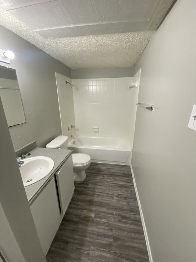 Foto del edificio - Edinburg Place Apartments