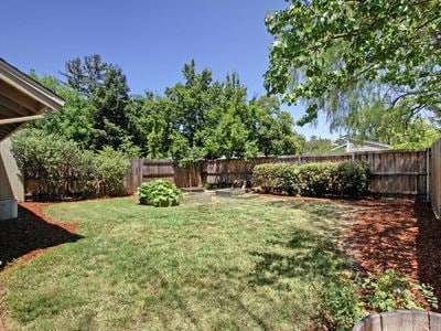Building Photo - 3031 Oyster Bay Ave