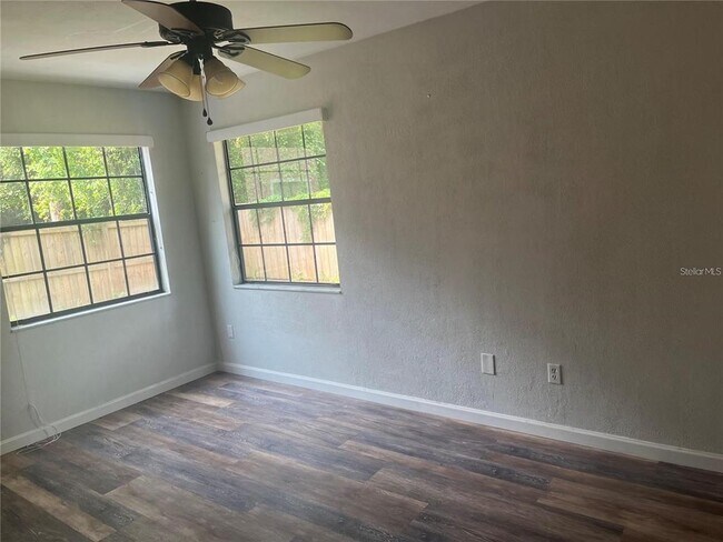 Foto del edificio - 2024 SW 73rd Terrace