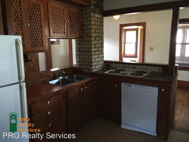 Building Photo - 1 br, 1 bath House - 5349 Nokomis Ave S