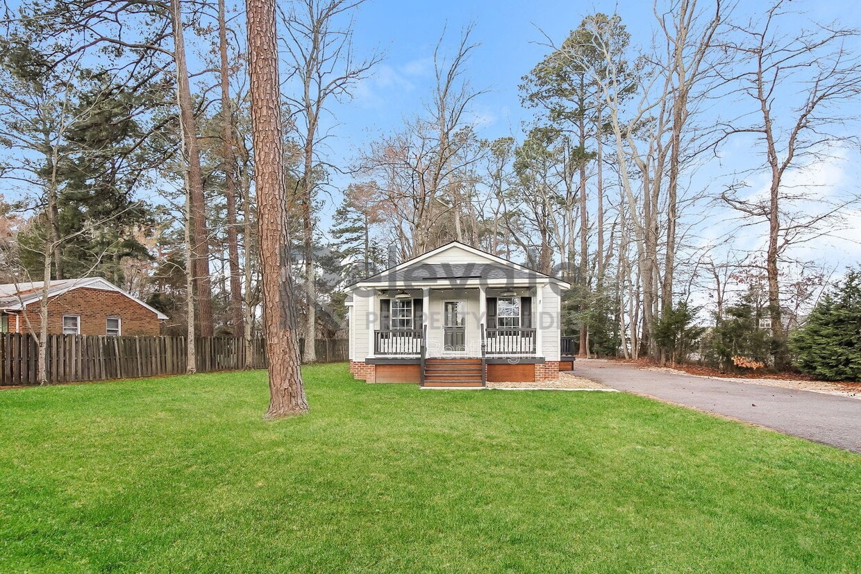 Foto del edificio - 702 Chapman St