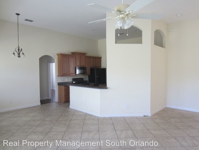 Building Photo - 4 br, 3 bath House - 10029 Chardonnay Dr.