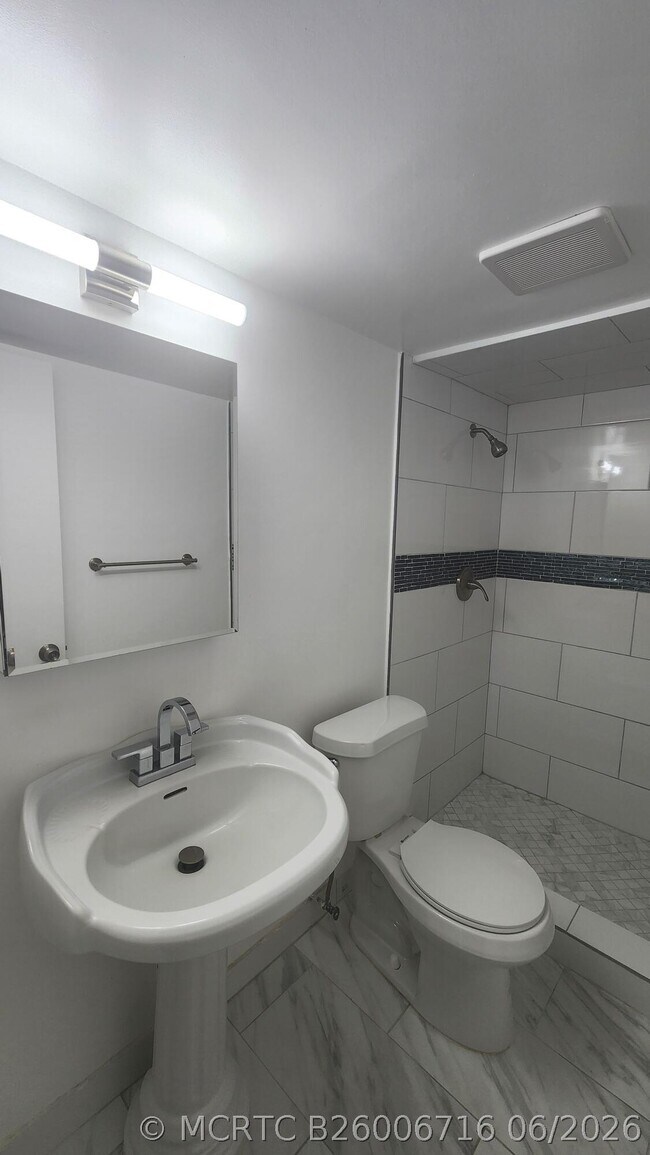 Foto del edificio - 517 Dotterel Rd