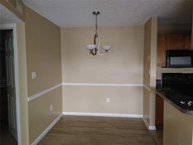 Building Photo - 215 Lake Brook Cir