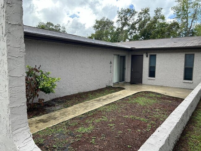 Building Photo - 1309 Malone Ave