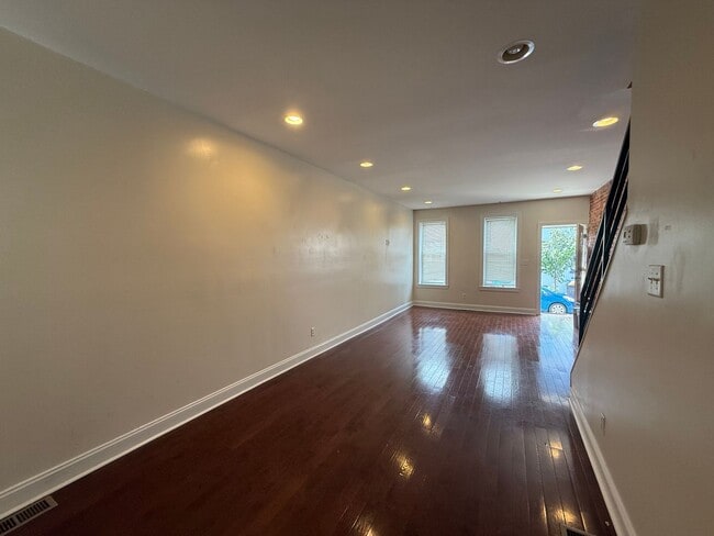 Building Photo - Single Family Home in Brewerytown