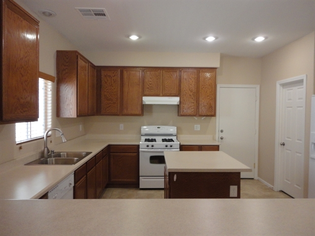 Building Photo - 10377 Calypso Cave Street