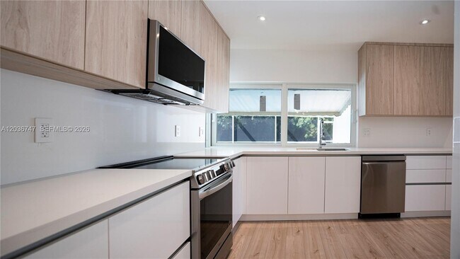 Foto del edificio - 15340 SW 85th Ave