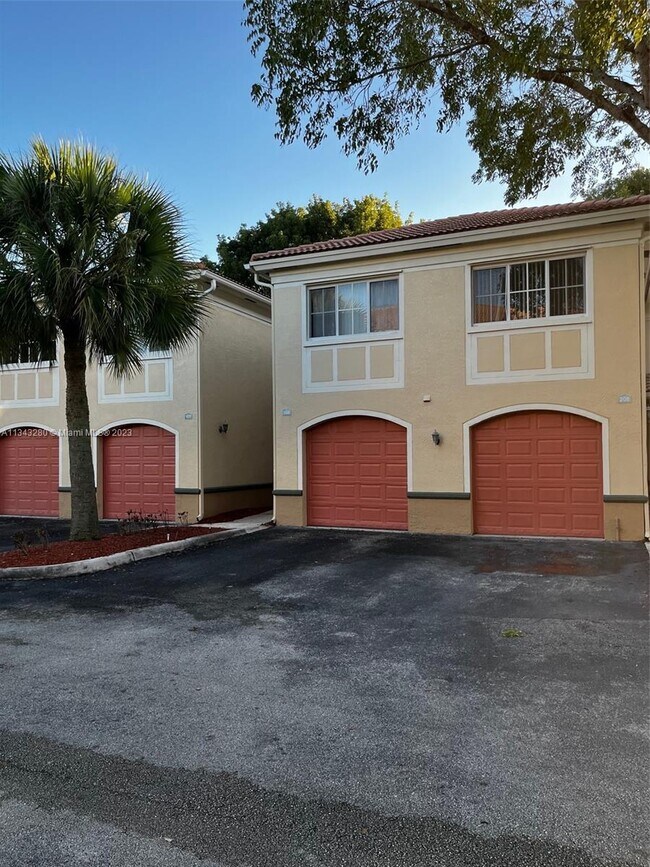 2424 Centergate Dr Unit 108, Miramar, FL 33025 Condo for Rent in