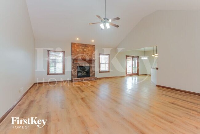 Building Photo - 13155 N Departure Boulevard W