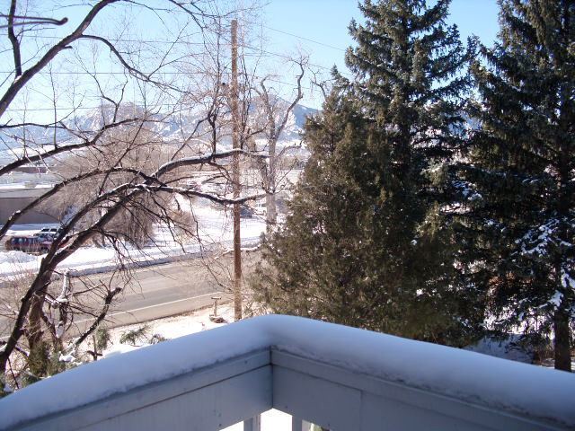 Building Photo - 2 bedroom condo available for rent in King...