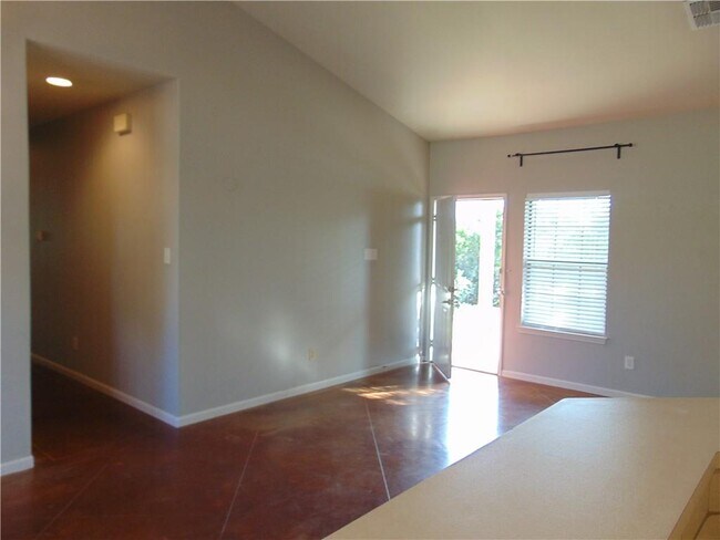 Foto del edificio - 160 Loving Trail