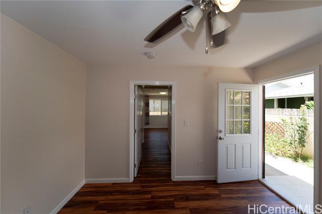Building Photo - 3048 Hinano St