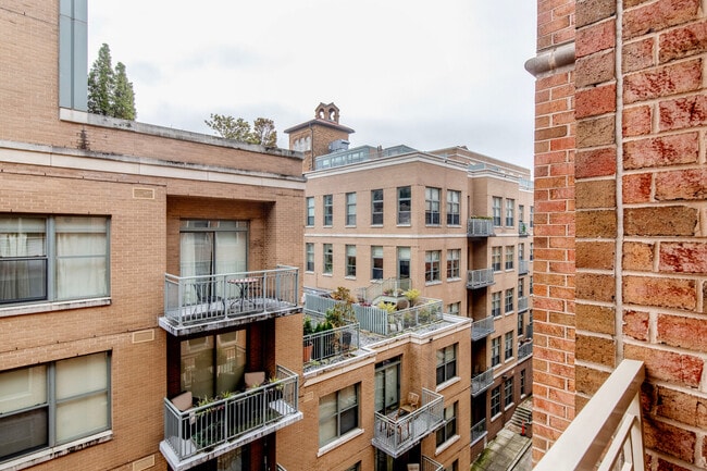 Building Photo - 2400 M St NW