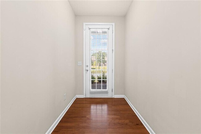 Building Photo - 2365 Bellyard Dr