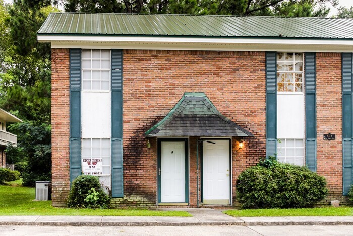 Primary Photo - 603 33rd St E