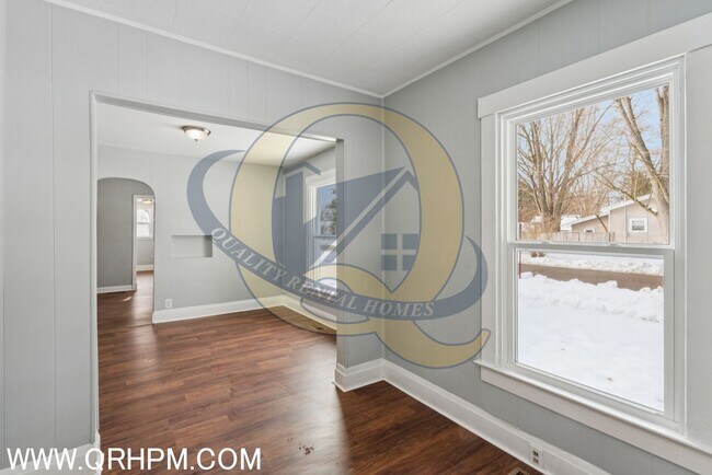 Foto del edificio - Available Now!!!