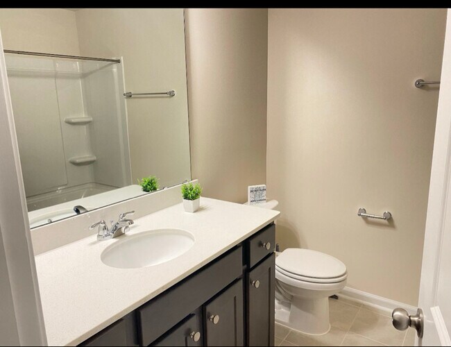 Foto del edificio - 5612 Preveza Pl