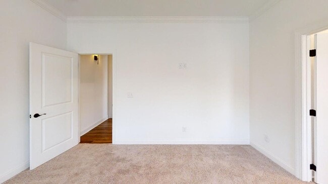 Building Photo - Precious Like New Home In Mimms Trail