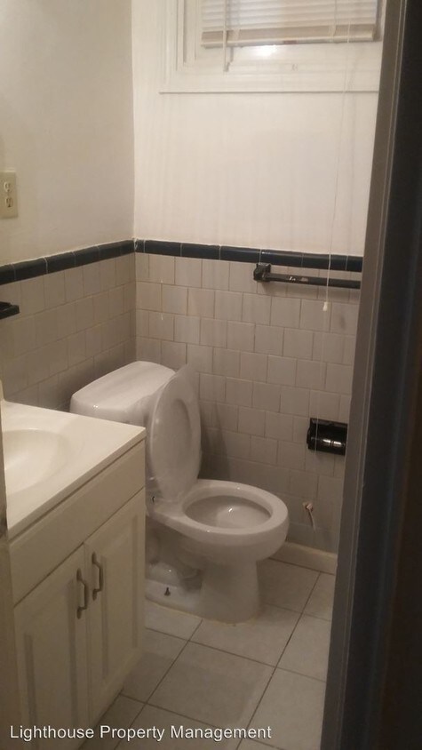 Foto del edificio - 4046 Gault Pl NE
