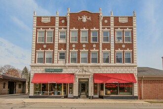 Building Photo - 219 S Main St