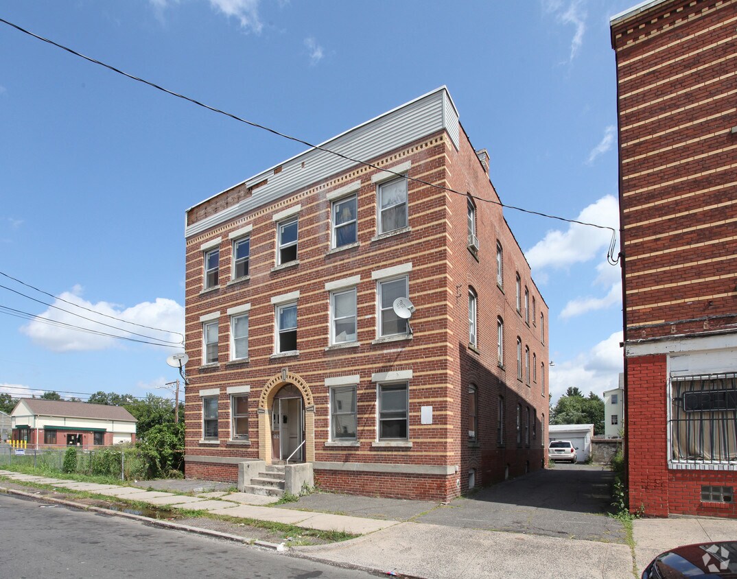 Foto principal - 189 Oak St