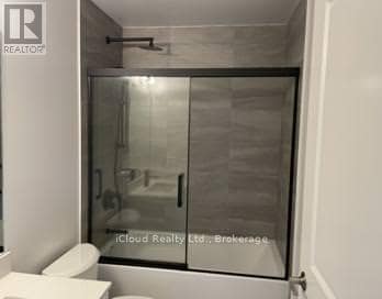 Building Photo - 202 Burnhamthorpe Rd E