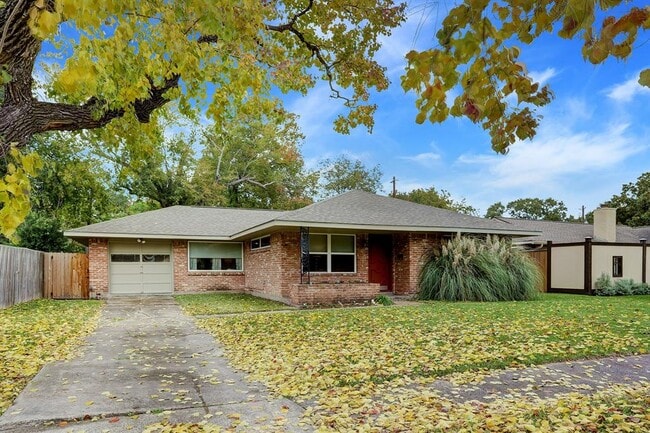 Building Photo - 6230 Grape St