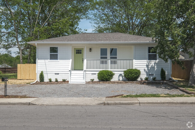 Building Photo - 2302 Osage St