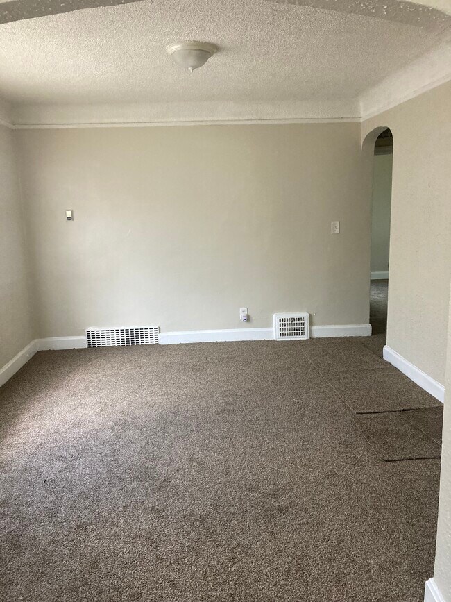 Building Photo - 11352 Whitcomb St