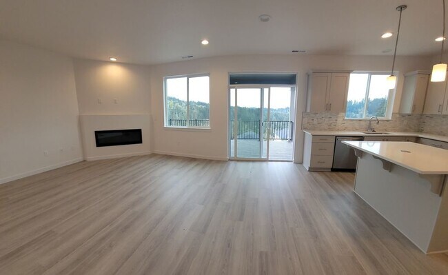 Building Photo - 2744 Woodfern Ln