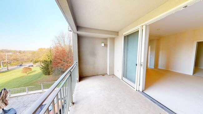 Foto del edificio - 5745 Newbank Cir