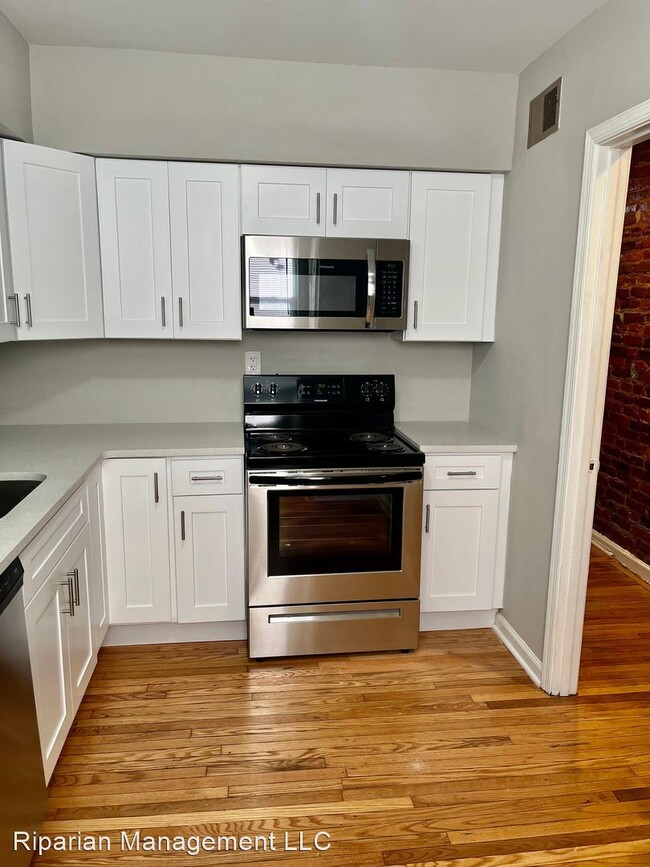 Building Photo - 2 br, 1 bath House - 110 N Janney St