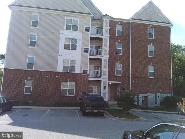 Foto del edificio - 2805 Forest Run Dr