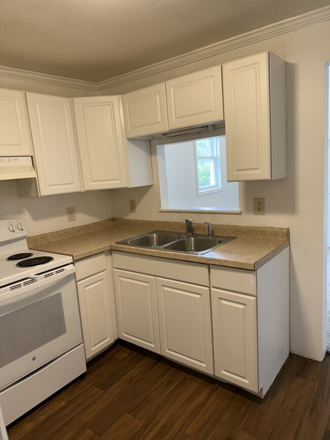 Foto del edificio - 5009 Hoagland Ave